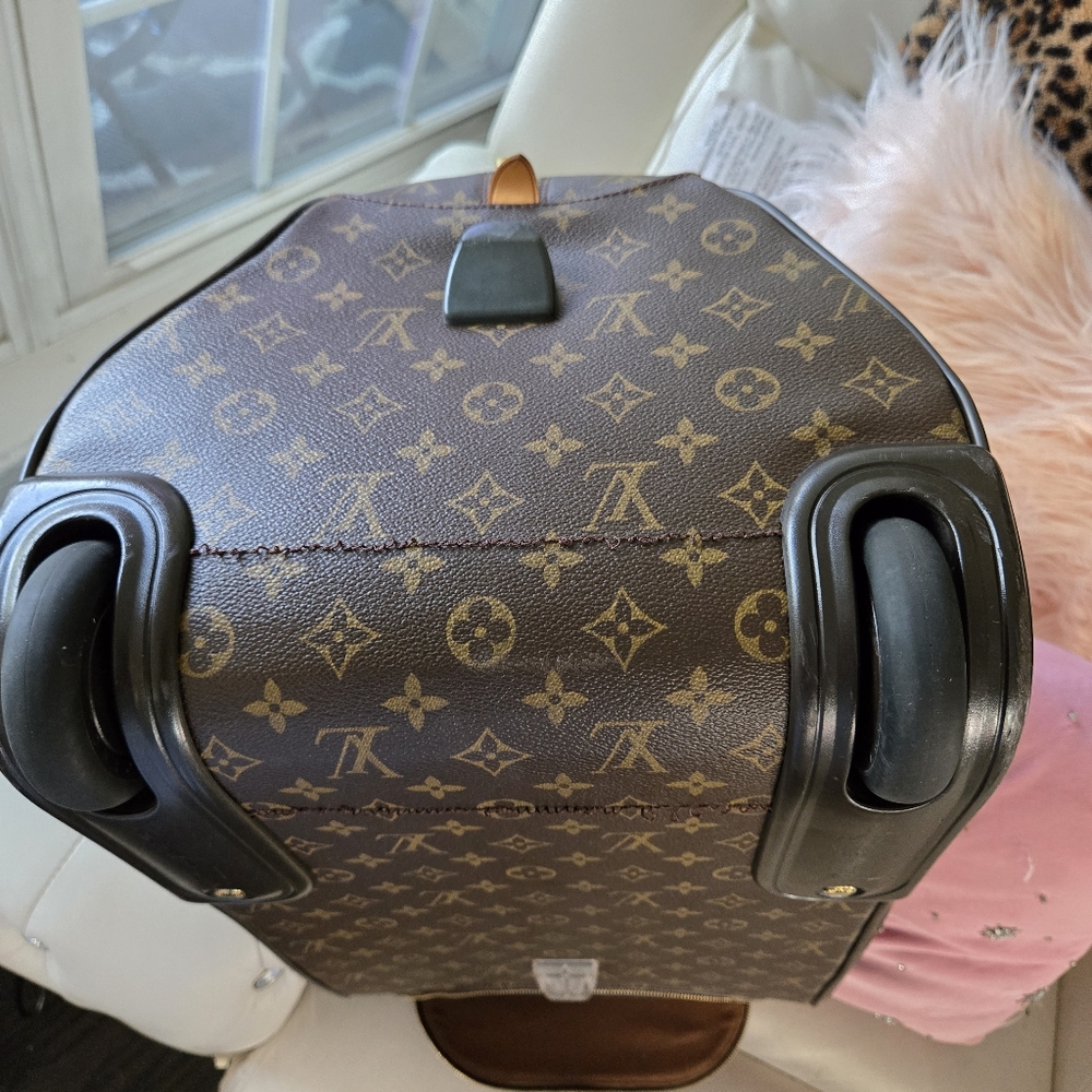 Louis Vuitton Eole 50 Monogram Carry-on Luggage - Picture 10 of 16